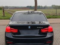 Usata BMW 330e 292 CV (214 kW) 2017 Nero Berlina