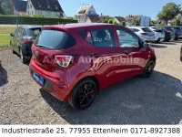 Gebraucht Hyundai i10 Classic 67 PS (49 kW) 2017 Rot Kleinwagen