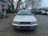 Gebraucht Volvo V40 105 PS (77 kW) 1998 Grau Kombi