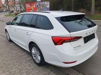 Second-hand Skoda Octavia Ambition 150 CP (110 kW) 2022 Alb Break