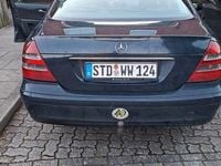 Second-hand Mercedes E200 122 CP (89 kW) 2003 Albastru Berlinǎ