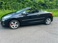 Gebraucht Peugeot 207 CC 120 PS (88 kW) 2012 Schwarz Cabrio