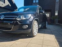 Gebraucht VW Tiguan LOUNGE 125 PS (91 kW) 2016 Schwarz SUV
