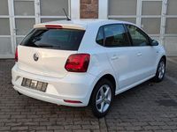 Gebraucht VW Polo LOUNGE 90 PS (66 kW) 2016 Weiß Limousine