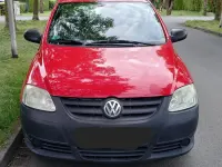 Usado VW Fox Style 54 CV (39 kW) 2010 Rojo Utilitario