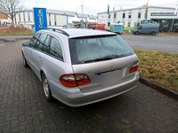 Gebraucht Mercedes E220 150 PS (110 kW) 2003 Silber Kombi