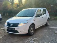 Gebraucht Dacia Sandero 75 PS (55 kW) 2009 Weiß Kleinwagen