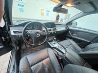Gebraucht BMW 520 177 PS (130 kW) 2009 Schwarz Kombi