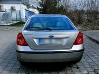Gebraucht Ford Mondeo 130 PS (95 kW) 2002 Grau Limousine
