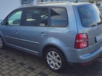 Gebraucht VW Touran 140 PS (102 kW) 2008 Blau Van / Kleinbus