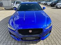 Gebraucht Jaguar XE R-Sport 241 PS (177 kW) 2017 Blau Limousine