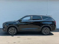 Neu JAC JS8 184 PS (135 kW) 2026 Schwarz SUV
