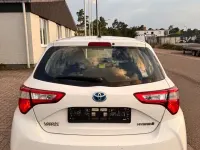 Gebraucht Toyota Yaris 101 PS (74 kW) 2019 Weiß Limousine