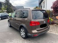 gebraucht VW Touran Cross 2.0TDI DSG PANO 7-SITZER LED