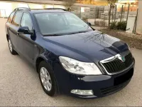 Gebraucht Skoda Octavia 105 PS (77 kW) 2011 Blau Kombi