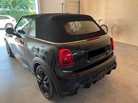 Gebraucht Mini John Cooper Works 231 PS (169 kW) 2024 Schwarz Kleinwagen