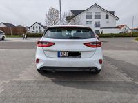 Gebraucht Kia Ceed Vision 101 PS (74 kW) 2024 Weiß Kleinwagen