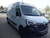 Second-hand Renault Master 135 CP (99 kW) 2024 Alb Monovolum