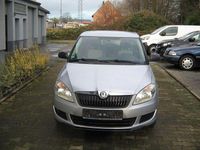 Gebraucht Skoda Fabia Classic 60 PS (44 kW) 2011 Silber Limousine