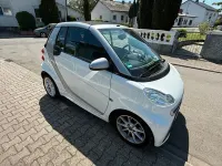 Gebraucht Smart ForTwo Cabrio Passion 71 PS (52 kW) 2012 Weiß Cabrio