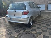 Gebraucht Toyota Yaris 50 PS (36 kW) 2002 Grau Kleinwagen