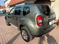 Gebraucht Dacia Duster Celebration 125 PS (91 kW) 2015 Grün SUV