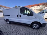 Gebraucht Renault Trafic 114 PS (83 kW) 2011 Weiß Van / Kleinbus