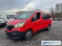 Gebraucht Renault Trafic Expression 145 PS (106 kW) 2017 Rot Van / Kleinbus
