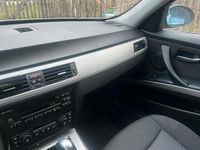 Gebraucht BMW 325 218 PS (160 kW) 2005 Silber Limousine