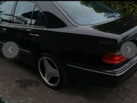 Gebraucht Mercedes E280 204 PS (150 kW) 2002 Schwarz Limousine