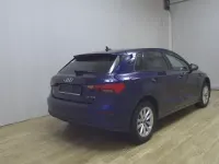 Usado Audi A3 Basis 150 HP (110 kW) 2022 Azul Sedan