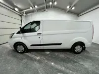 Gebraucht Ford 300 131 PS (96 kW) 2022 Weiß Van