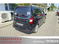 Gebraucht Ford Tourneo Courier Titanium 101 PS (74 kW) 2017 Shadow black Van / Kleinbus