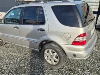 Gebraucht Mercedes ML320 218 PS (160 kW) 2002 Silber SUV