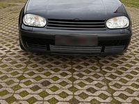 Gebraucht VW Golf IV 75 PS (55 kW) 2001 Schwarz Kleinwagen