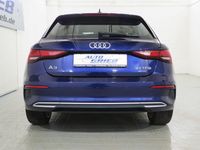 Gebraucht Audi A3 Ambiente 110 PS (80 kW) 2021 Blau Limousine