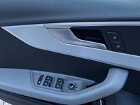 Gebraucht Audi A4 Comfort 150 PS (110 kW) 2017 Grau Kombi