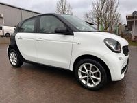 Gebraucht Smart ForFour Basis 71 PS (52 kW) 2015 Weiß Kleinwagen