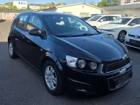 Gebraucht Chevrolet Aveo LT 101 PS (74 kW) 2011 Karbonschw graphitschw midnigh Kleinwagen