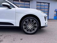 Gebraucht Porsche Macan 252 PS (185 kW) 2018 Weiß SUV