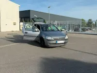 Gebraucht Opel Corsa 74 PS (54 kW) 2003 Silber Kleinwagen