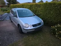 Gebraucht VW Polo Basis 75 PS (55 kW) 2003 Silber Kleinwagen