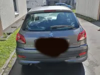 Gebraucht Peugeot 206+ 60 PS (44 kW) 2010 Grau Kleinwagen