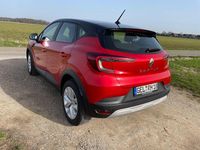 Gebraucht Renault Captur Equilibre 91 PS (66 kW) 2022 Rot SUV