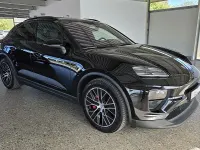 Second-hand Porsche Macan 380 kW (517 CP) 2025 Negru SUV