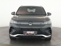 Gebraucht VW Tiguan R-line 193 PS (141 kW) 2025 Delfingrau SUV
