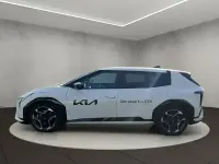 Gebraucht Kia EV4 150 kW (204 PS) 2025 Deluxeweiss met. Limousine