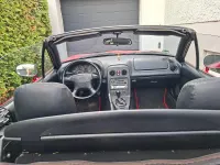 Gebraucht Mazda MX5 90 PS (66 kW) 1995 Rot Cabrio