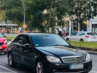 Gebraucht Mercedes C180 2009 Schwarz Limousine