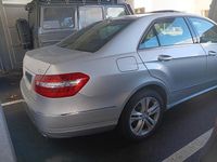 Gebraucht Mercedes E350 Avantgarde 231 PS (169 kW) 2009 Schwarz Limousine